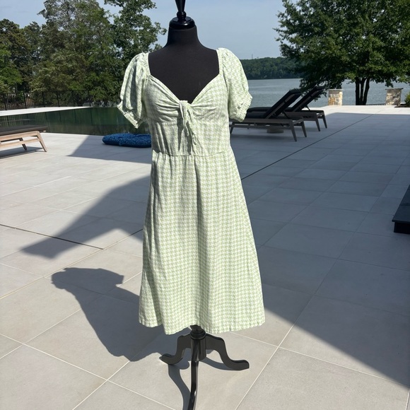 Roxy Green Gingham Puff Sleeve Dress - Picture 1 of 5
